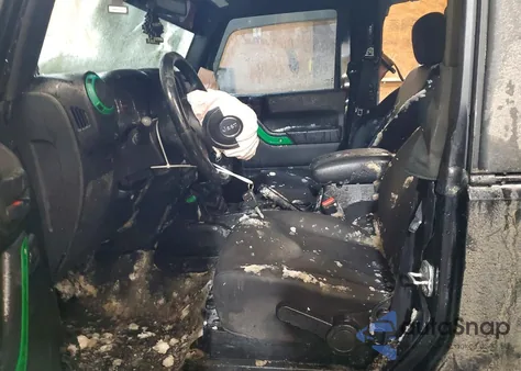 2014 Jeep Wrangler Sport z USA, uszkodzony, nr VIN 1C4AJWAG8EL244954